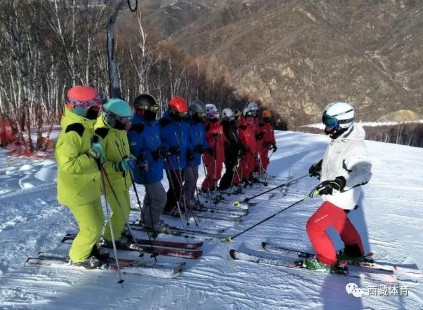 滑内地训.jpg